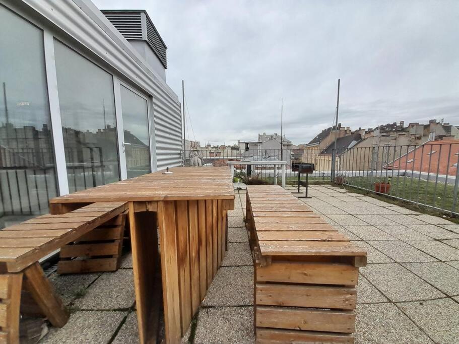 Lovely Apartment In City Centre For 4 Guests Budapeste Exterior foto