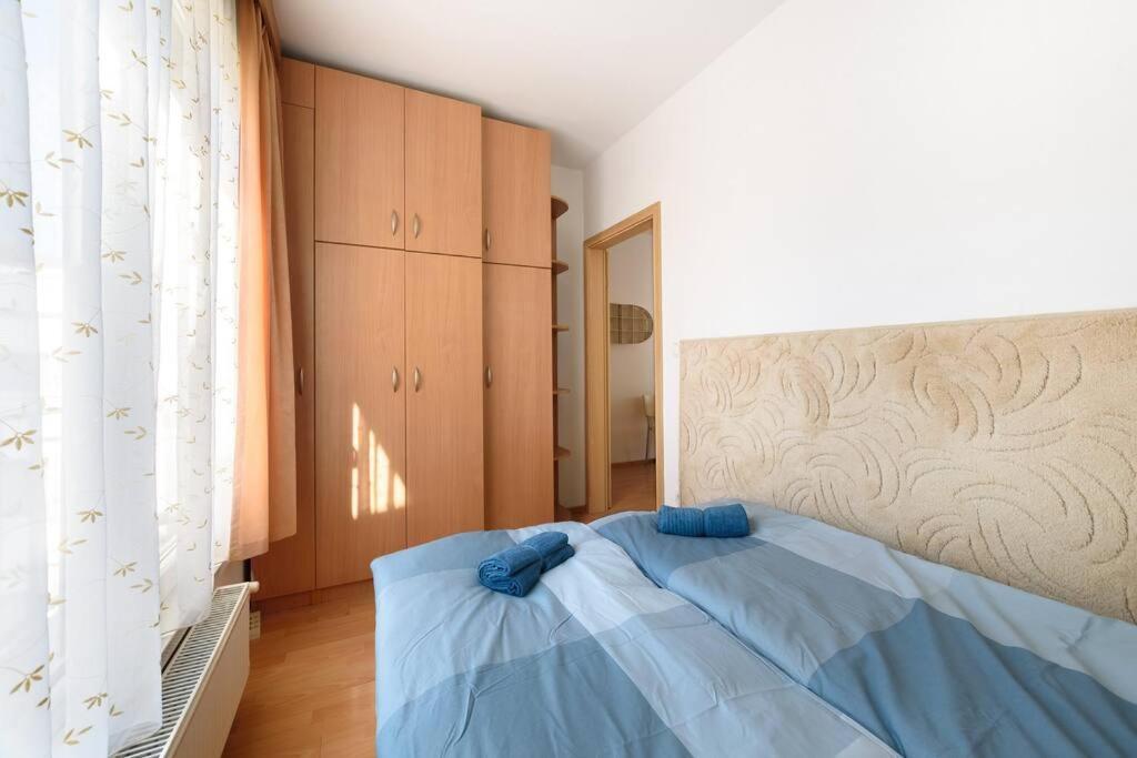 Lovely Apartment In City Centre For 4 Guests Budapeste Exterior foto